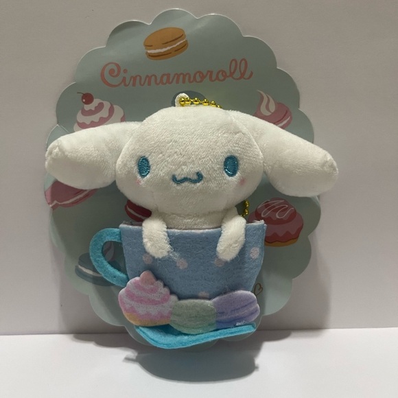 Cinnamoroll 20th Anniversary Plush Brooch Pin - Picture 1 of 4
